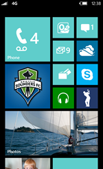 The new Start sceen in Windows Phone 8 is even more flexible, with more theme colors and three sizes of Live Tiles.